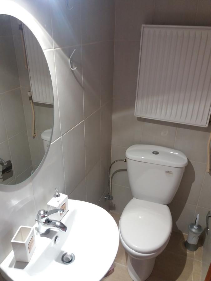 Pantheon City Center Studio Apartment Солун Екстериор снимка