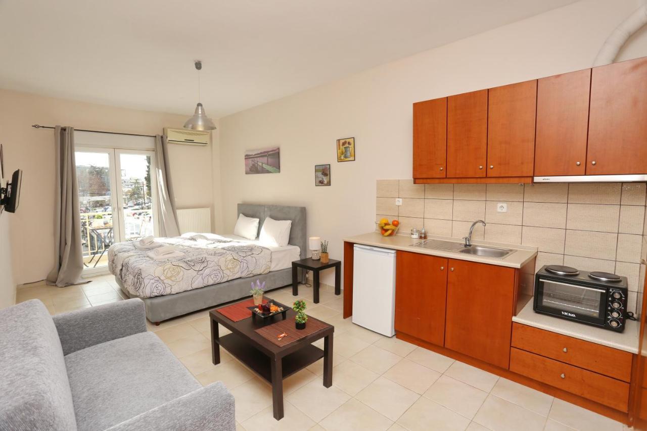 Pantheon City Center Studio Apartment Солун Екстериор снимка