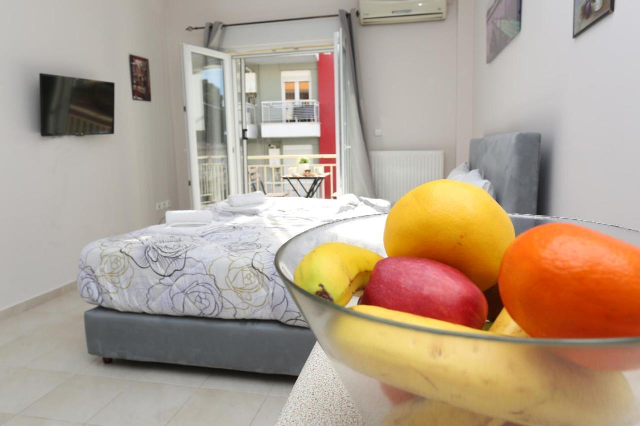 Pantheon City Center Studio Apartment Солун Екстериор снимка
