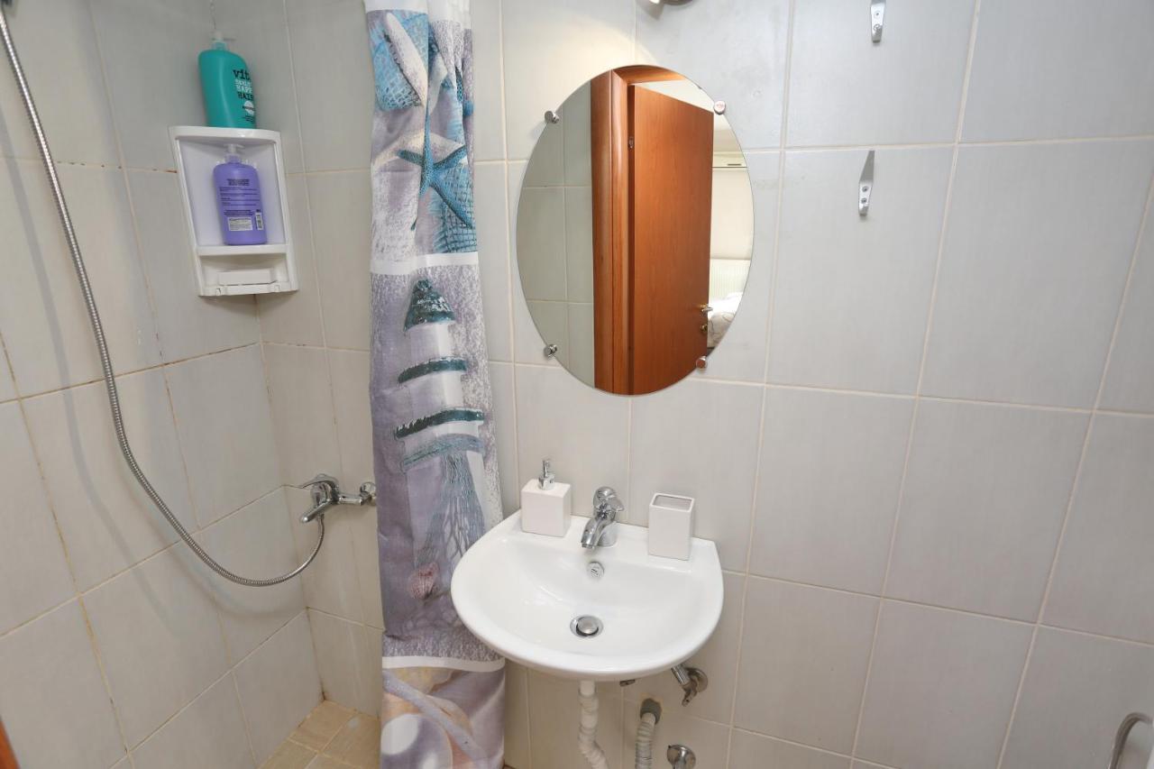 Pantheon City Center Studio Apartment Солун Екстериор снимка