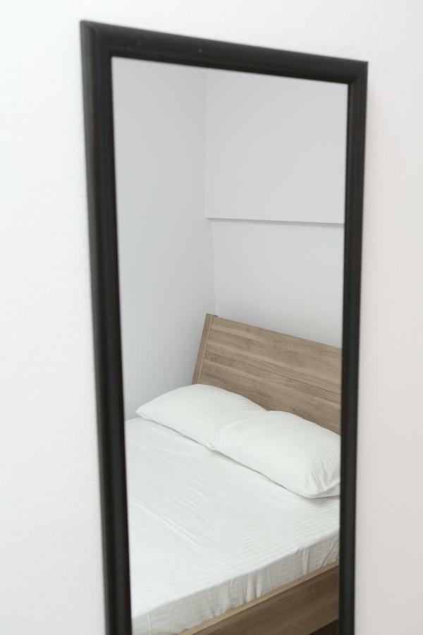 Pantheon City Center Studio Apartment Солун Екстериор снимка