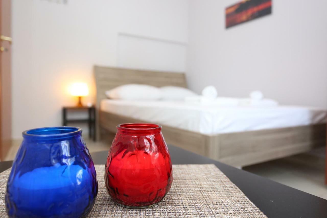 Pantheon City Center Studio Apartment Солун Екстериор снимка