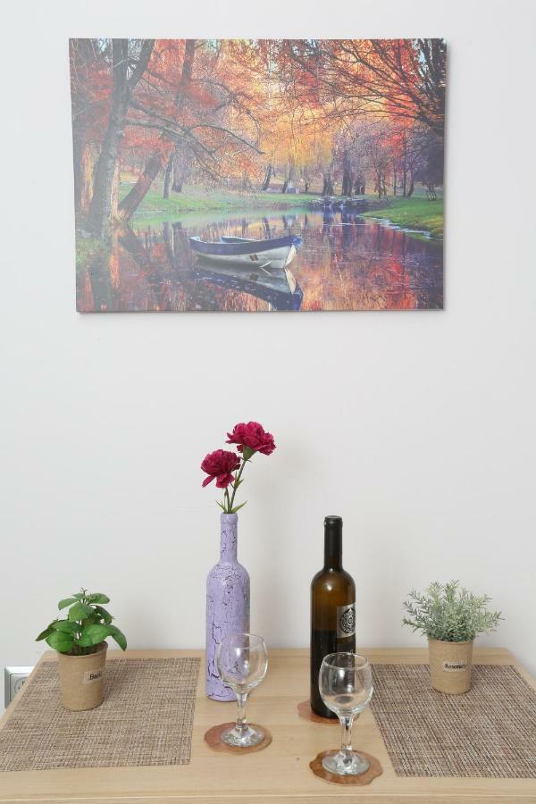 Pantheon City Center Studio Apartment Солун Екстериор снимка